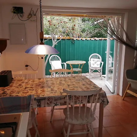 Bett 1 Im Frauen 2-bettzimmer Nur Frauen Only Women Solo Mucheres Auberge de jeunesse