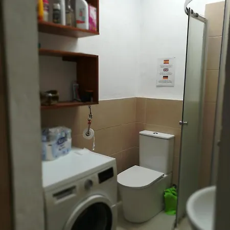 Bett 1 Im Frauen 2-bettzimmer Nur Frauen Only Women Solo Mucheres אכסניה