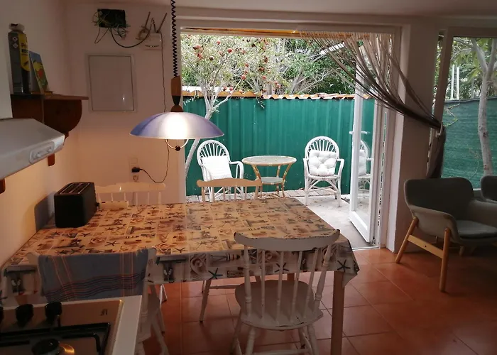 Bett 1 Im Frauen 2-bettzimmer Nur Frauen Only Women Solo Mucheres Auberge de jeunesse